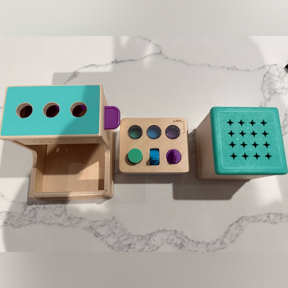 Lovevery Play Set Thinker Babbler *From pet friendly home